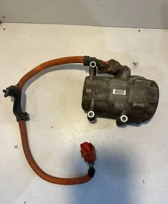 Toyota Prius (NHW20) Air conditioning (A/C) compressor (pump) ES18C HFC134A 0420000193