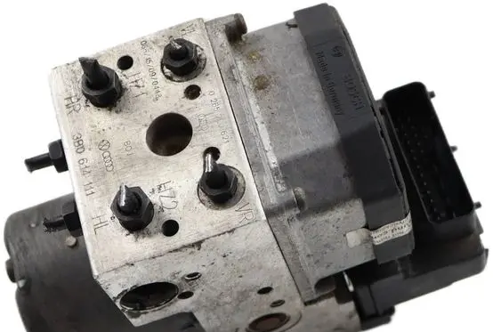 Skoda Superb B5 (3U) ABS Pump 3B0614111 0273004573 0265220621