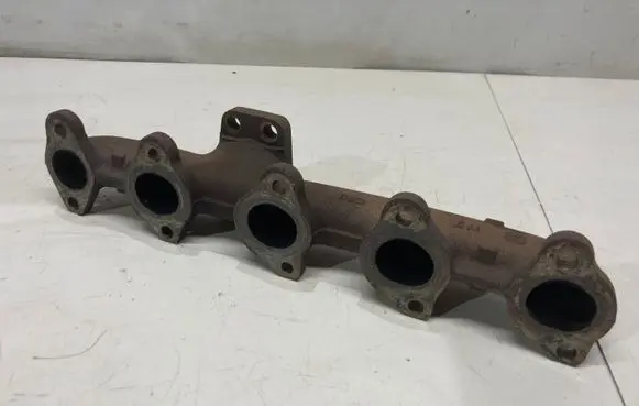 Peugeot 3008 II Exhaust manifold 0341J2