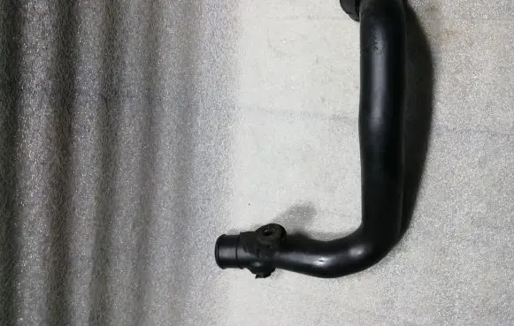 Mercedes-Benz Vaneo W414 Intercooler hose/pipe A4145280108 3106041