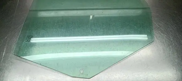 Volvo XC60 Rear door window glass DOT27M24100AS2 E000184 43R001025