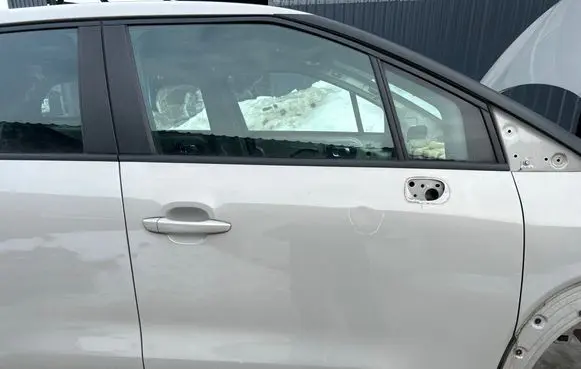 Citroen C3 Aircross Front door 