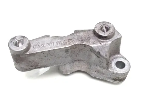 Mercedes-Benz E W211 Engine mounting bracket A6110782741