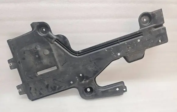 Volkswagen Tayron II Front underbody cover/under tray 5QS825102A