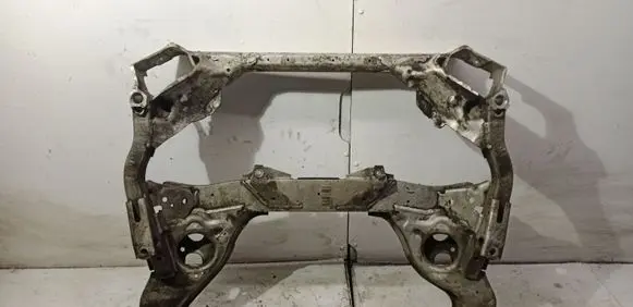 BMW 1 E81 E87 Front subframe 676146204 2121644 50403110