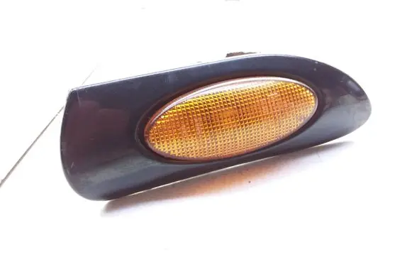 Opel Vectra B Front fender indicator light 09135507 1801988
