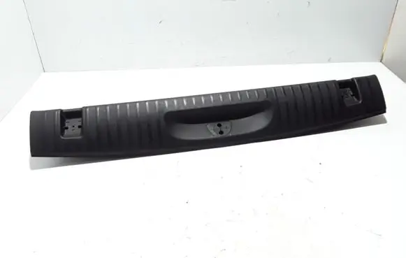 Chrysler Pacifica Trunk/boot sill cover protection 5RH96TRMAC