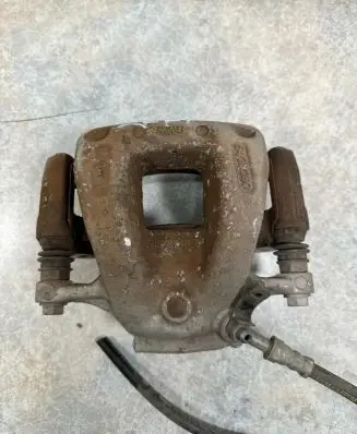 BMW i3 Front brake caliper 6860269 452318 34116860269