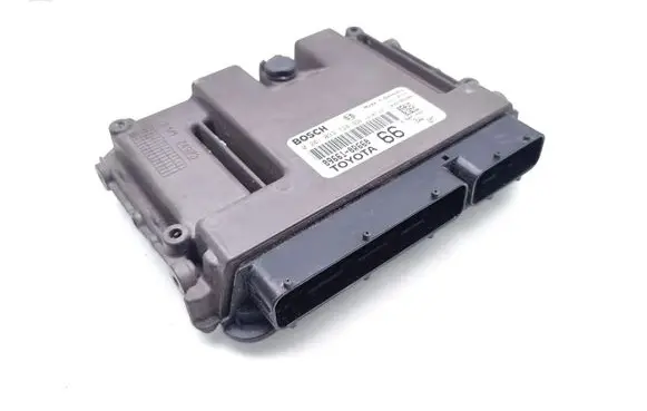 Toyota RAV 4 (XA40) Engine control unit/module 896610R660 0281033728 8966042Z70