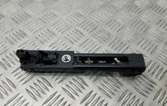 Volkswagen PASSAT B7 Seat belt adjustment motor 1T0857819B