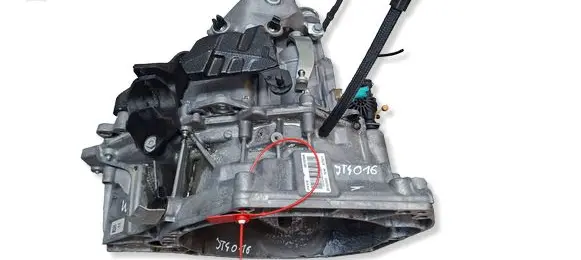 Dacia Sandero III Manual 6 speed gearbox S27635544 JT4016