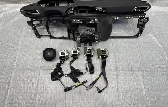Peugeot 3008 II Dashboard 