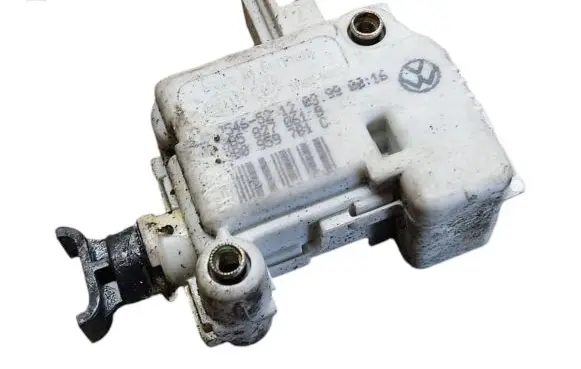 Volkswagen Touareg I Tailgate boot lock/latch motor 3B5827061B 3B0959781C