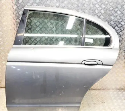Rear door