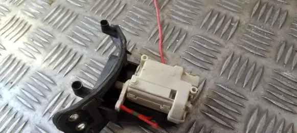 Fiat Stilo Central locking motor 51704263
