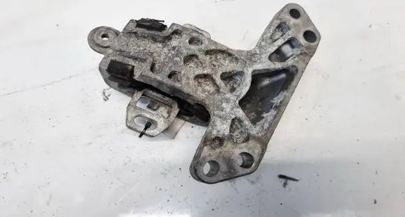 Citroen C5 Engine mount bracket 