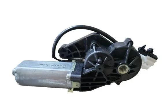 Mercedes-Benz E W211 Seat adjustment motor 0390203207