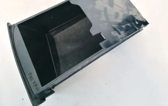 Audi A6 S6 C5 4B Glove box 70667r