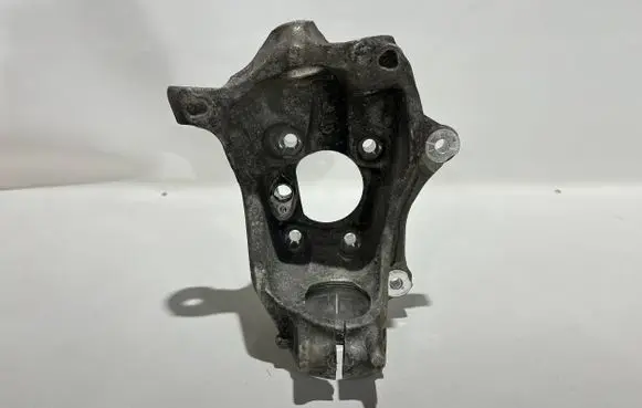 BMW Z4 g29 Front wheel hub spindle knuckle 62165415