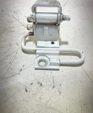 Audi Q7 4L Rear door lower hinge 4L0833412A XS42511