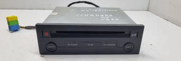 Seat Alhambra (Mk1) CD/DVD changer 