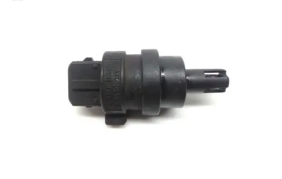 Volkswagen PASSAT B4 Intake air temperature sensor 028906081