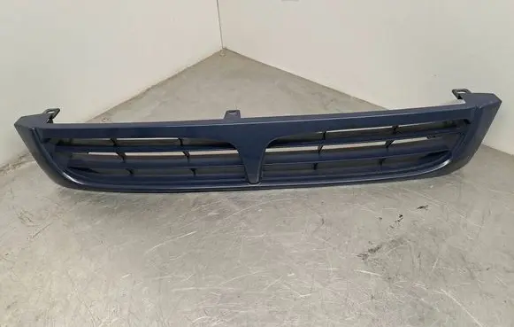 Toyota Carina T190 Front grill 5310105020