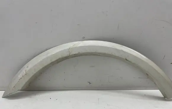 Mercedes-Benz ML W164 Fender trim (molding) A1648843022
