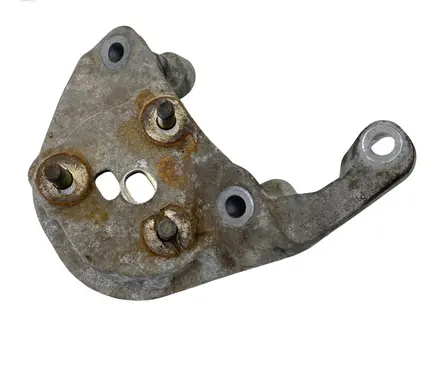 Volvo V50 Engine mounting bracket 30778783