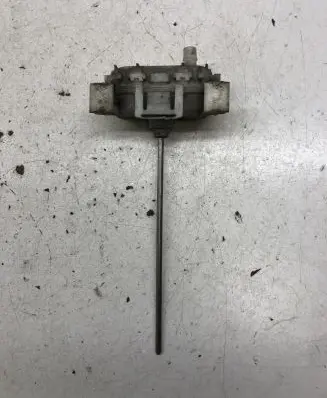 Audi A4 S4 B5 8D Central locking vacuum pump 862153