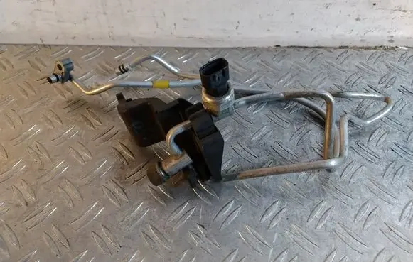 Toyota Land Cruiser (J150) Air conditioning (A/C) pressure sensor 4990007880