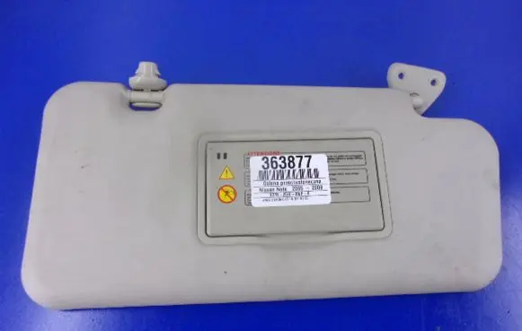 Nissan Note (E11) Sun visor