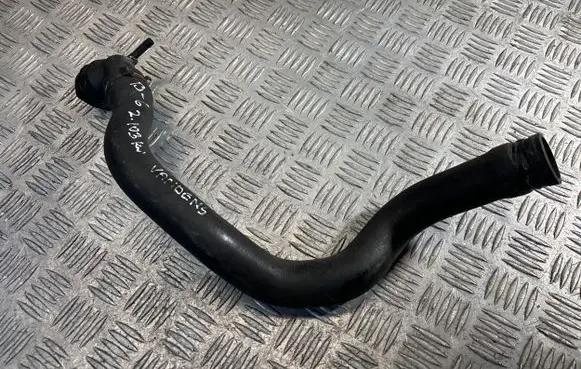 Volkswagen PASSAT B6 Engine coolant pipe/hose 3C0122101R