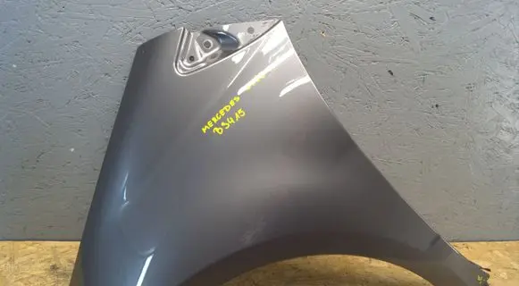 Mercedes-Benz A W169 Fender