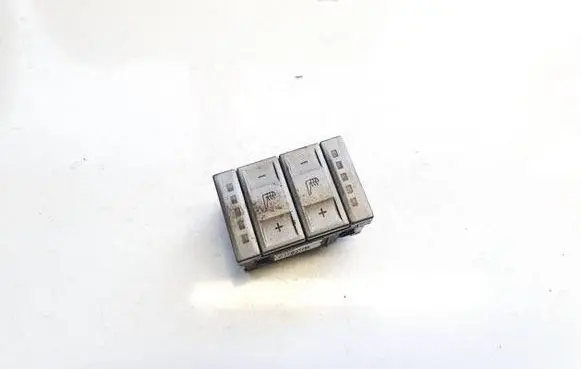 Ford Mondeo MK IV Seat heating switch 6M2T19K314AC