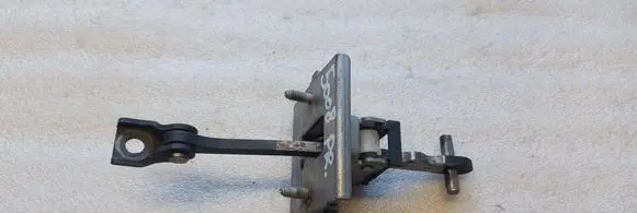 Peugeot 5008 Front door check strap stopper