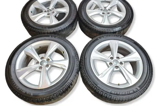 Audi Q5 SQ5 R19 alloy rim 80A601025E