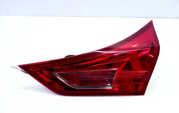 Toyota Auris E180 Tailgate rear/tail lights 