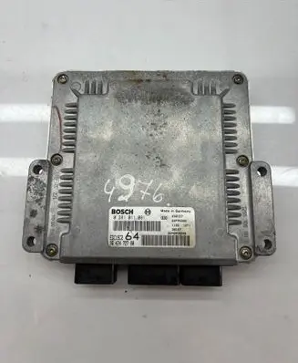Peugeot 307 Engine control unit/module 0281011081