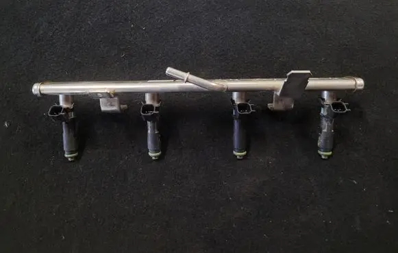 Jeep Cherokee Fuel injectors set 04627892AB 1638Z3765