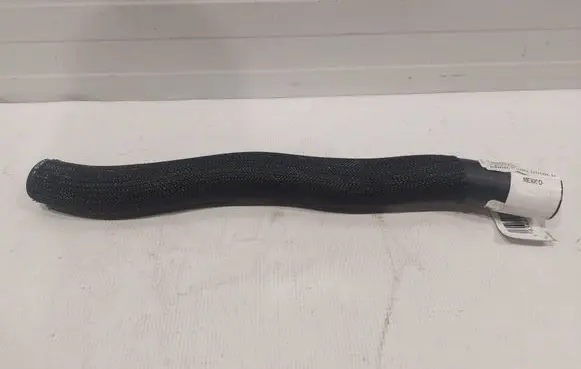 Chevrolet Camaro Air intake hose/pipe 84393404