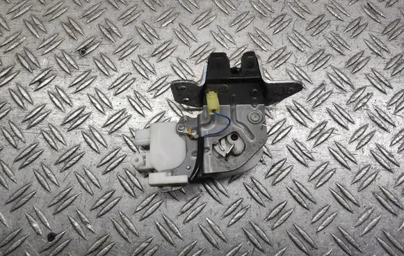 Mitsubishi Lancer VIII Tailgate/trunk/boot lock/catch/latch 