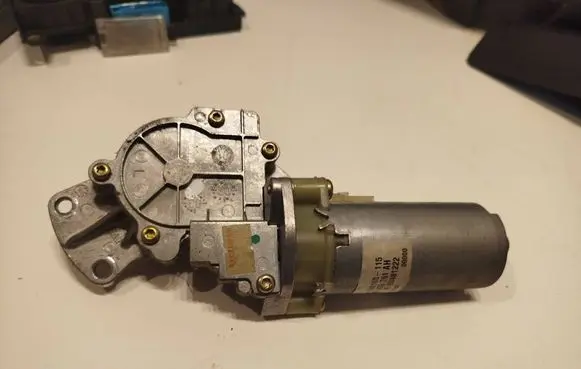 Audi A6 S6 C5 4B Seat adjustment motor 3B0959761AH 1022198160115 00481222