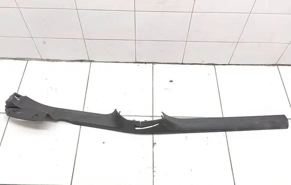 Volkswagen PASSAT B6 Front sill trim cover 3C0853369