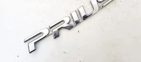 Toyota Prius (XW20) Manufacturer badge logo/emblem 