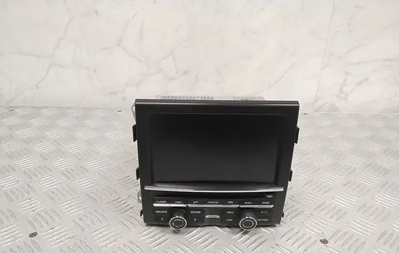 Radio/CD/DVD/GPS head unit