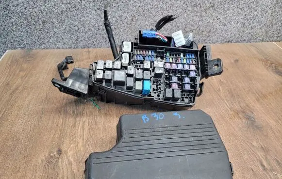 Mazda 6 Fuse box set