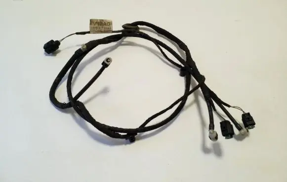 Volkswagen Amarok Windshield washer fluid hose 2H0971204B
