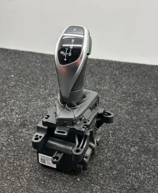 BMW 4 F32 F33 Gear shifter/selector 1009997200 90297141412042