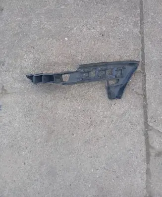 Volkswagen Touran I Bumper support mounting bracket corner 1T0807376c 1T0807376